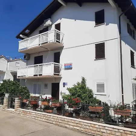 アパート With Parking Space Mavarstica, Ciovo - 18882