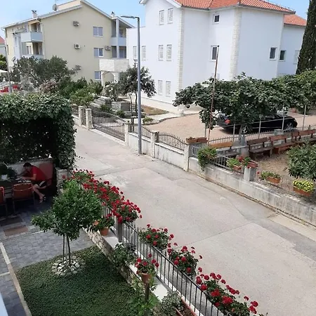 With Parking Space Mavarstica, Ciovo - 18882 公寓 *